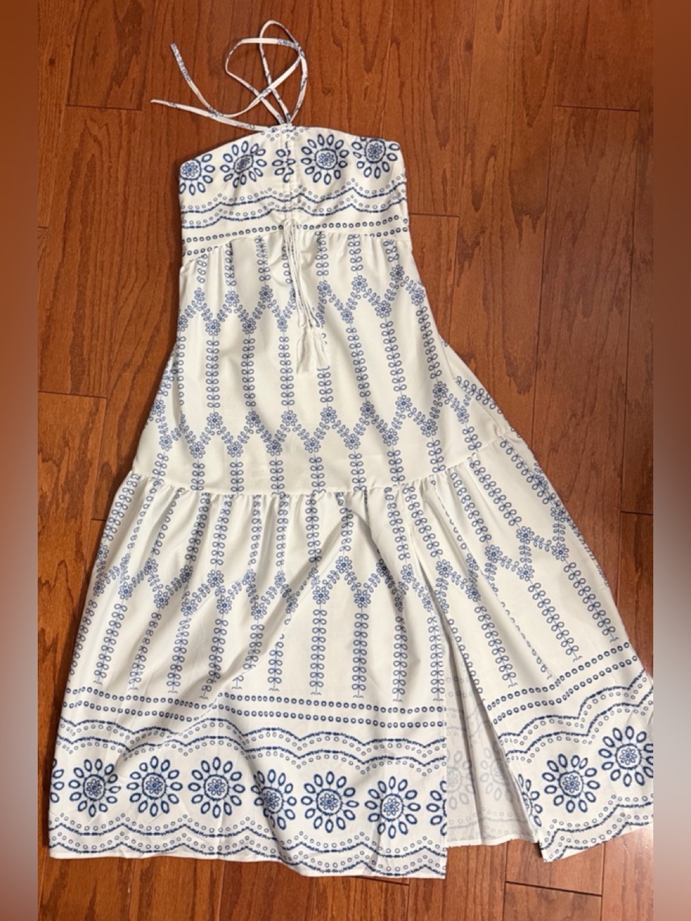 Maxi Dress Halter Tube Sleeveless Sundress - Size Medium - Picture 3 of 9